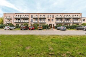 big_Ansicht20Gebaude20mit20Stellplatzen
